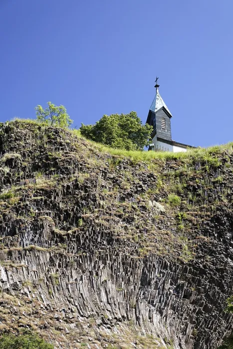 Gerahmter Druck : Basaltvorkommen in Parkstein, Oberpfalz. Gerahmter Druck : Basaltvorkommen in Parkstein, Oberpfalz.
