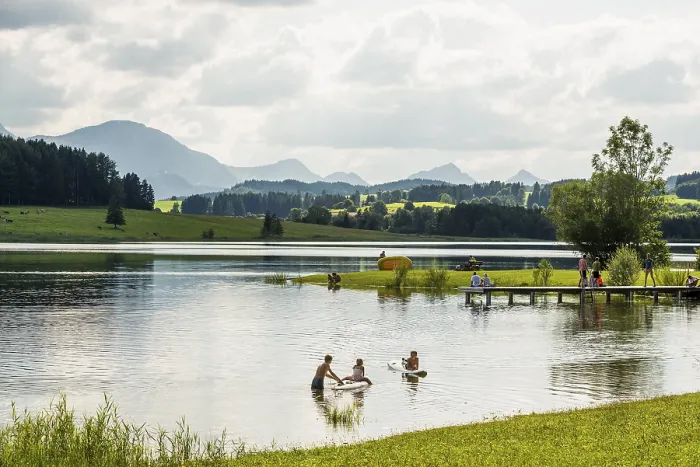 Gerahmter Druck : Badebereich am Forggensee Gerahmter Druck : Badebereich am Forggensee