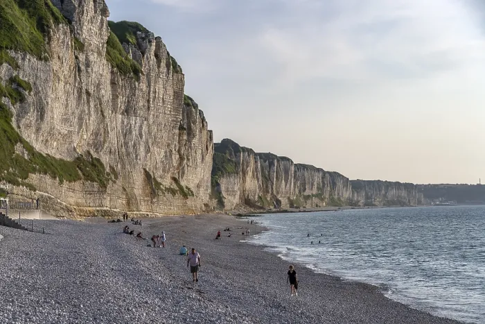 Gerahmter Druck : Strand und Klippen von Fécamp