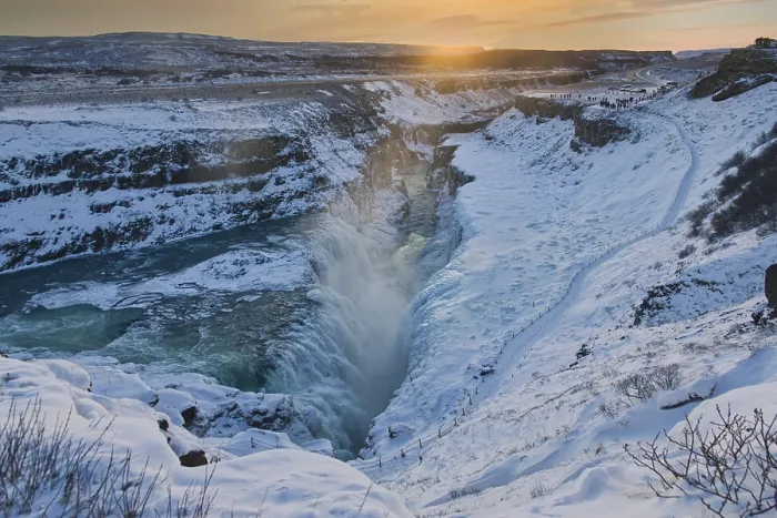 Gerahmter Druck : Das schöne Wasserfall Gullfoss im Winter. Gerahmter Druck : Das schöne Wasserfall Gullfoss im Winter.