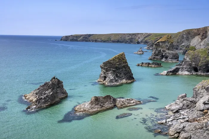 Gerahmter Druck : Bedeutung: Bedruthan Steps Felsformation Gerahmter Druck : Bedeutung: Bedruthan Steps Felsformation