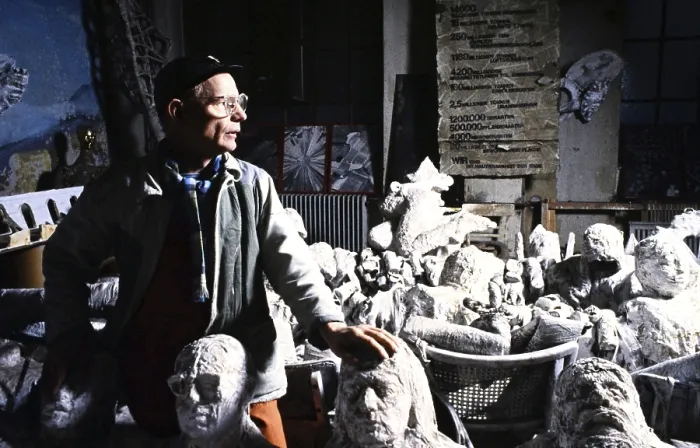 Gerahmter Druck : Ben Wargin in seinem Atelier Gerahmter Druck : Ben Wargin in seinem Atelier