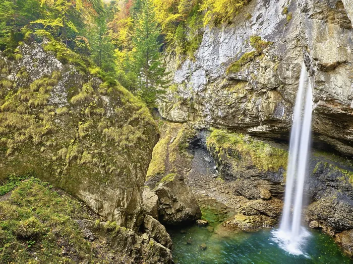 Gerahmter Druck : Berglistuber-Wasserfall, Linthal. Gerahmter Druck : Berglistuber-Wasserfall, Linthal.
