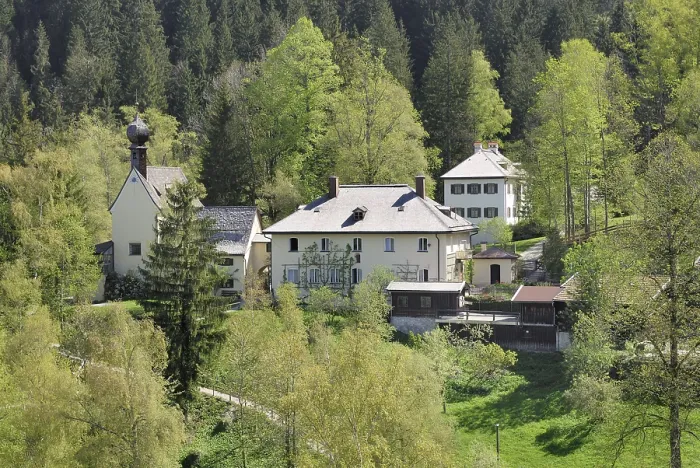 Gerahmter Druck : Birkenstein mit Wallfahrtskapelle und Kloster. Gerahmter Druck : Birkenstein mit Wallfahrtskapelle und Kloster.