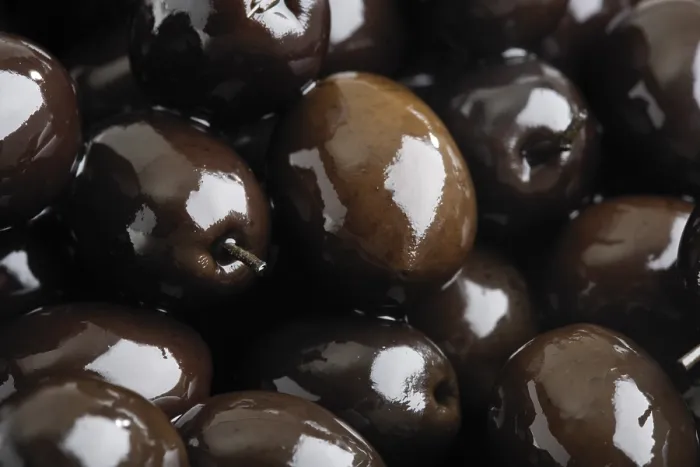 Gerahmter Druck : Schwarze Oliven, Vollformat. Gerahmter Druck : Schwarze Oliven, Vollformat.