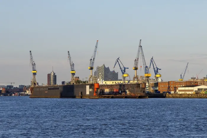 Gerahmter Druck : Werft Blohm und Voss, Hafen Gerahmter Druck : Werft Blohm und Voss, Hafen
