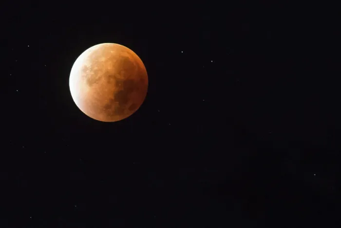 Gerahmter Druck : Blutmond Gerahmter Druck : Blutmond