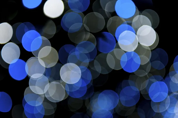 Gerahmter Druck : Blau und weiße Lichter Gerahmter Druck : Blau und weiße Lichter