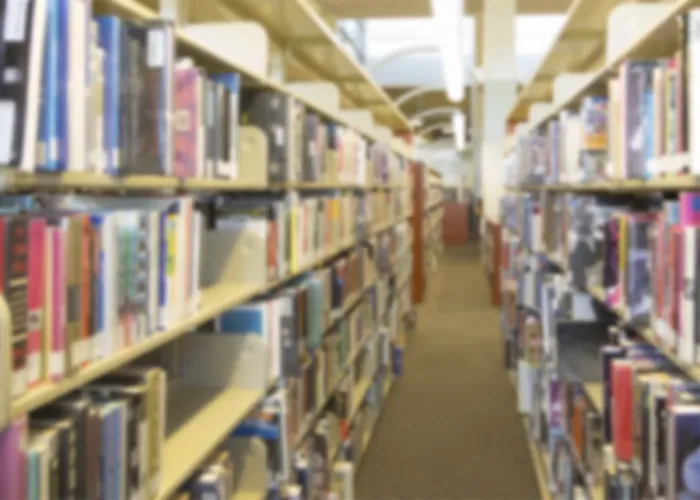 Gerahmter Druck : Bibliotheksflur im Hintergrund Gerahmter Druck : Bibliotheksflur im Hintergrund