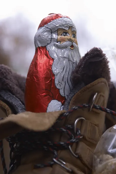 Gerahmter Druck : Boot mit einem Weihnachtsmann Gerahmter Druck : Boot mit einem Weihnachtsmann