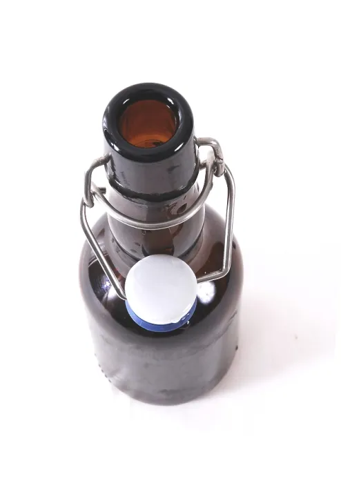 Gerahmter Druck : Leere Flasche Gerahmter Druck : Leere Flasche
