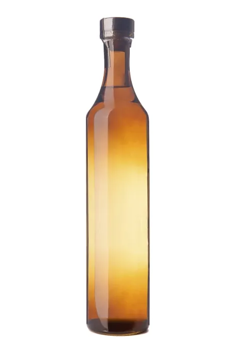 Gerahmter Druck : Die Flasche Tequila. Isoliert auf weiß. Gerahmter Druck : Die Flasche Tequila. Isoliert auf weiß.