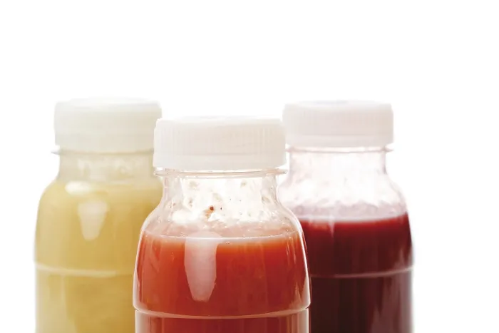Gerahmter Druck : Gefüllte Smoothies Gerahmter Druck : Gefüllte Smoothies