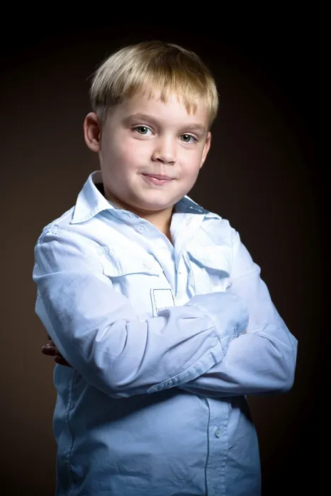 Gerahmter Druck : Junge, 6, Porträt. Gerahmter Druck : Junge, 6, Porträt.