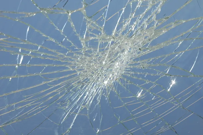 Gerahmter Druck : Breakage Gerahmter Druck : Breakage