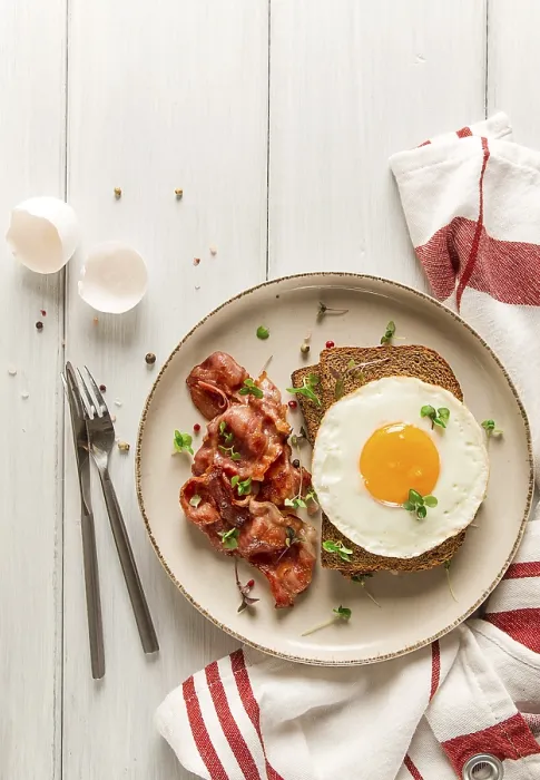 Gerahmter Druck : Frühstück, gebratener Ei mit Speck. Gerahmter Druck : Frühstück, gebratener Ei mit Speck.