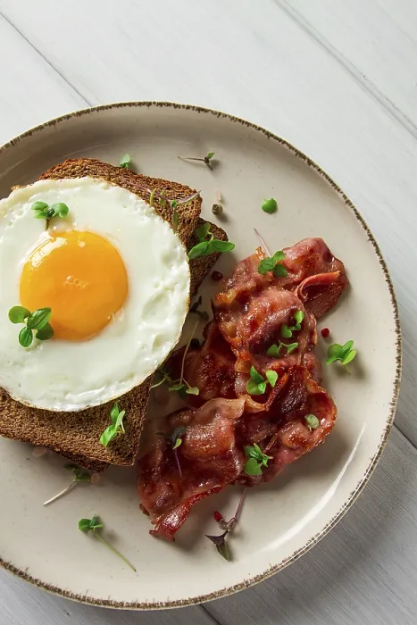 Gerahmter Druck : Frühstück, gebratener Ei mit Speck. Gerahmter Druck : Frühstück, gebratener Ei mit Speck.