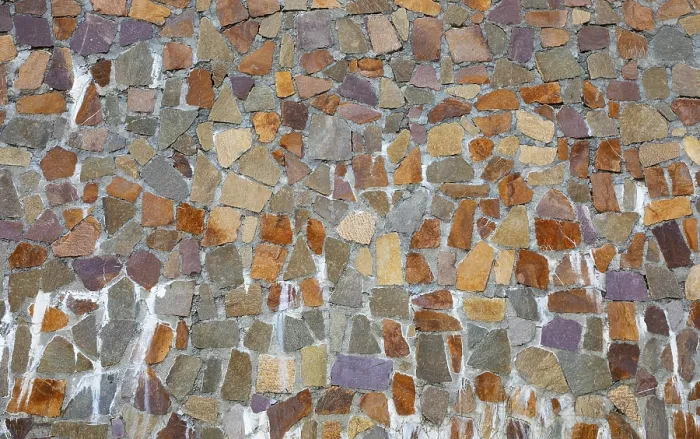 Gerahmter Druck : Verputzter Bruchsteinmauer, Hintergrund.