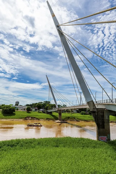 Gerahmter Druck : Brücke über den Acre-Fluss. Gerahmter Druck : Brücke über den Acre-Fluss.