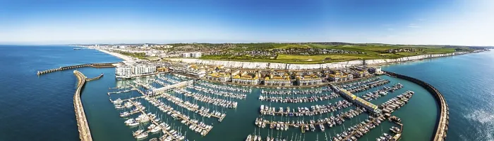 Gerahmter Druck : Brighton Marina von einem Drohnen, Brighton Gerahmter Druck : Brighton Marina von einem Drohnen, Brighton
