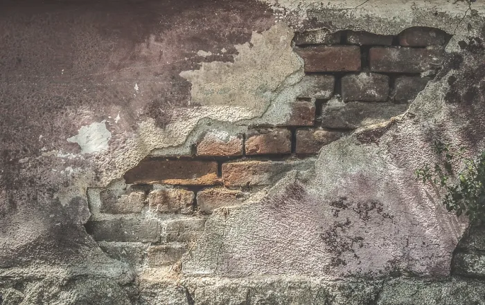 Gerahmter Druck : Geschlossener Putz und Ziegelmauer. Sonnenlicht. Gerahmter Druck : Geschlossener Putz und Ziegelmauer. Sonnenlicht.