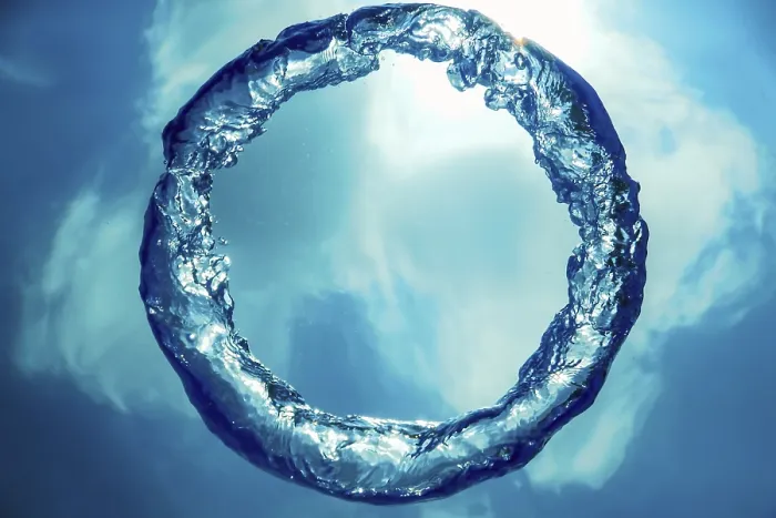 Gerahmter Druck : Unterwasser-Ring-Blase, Blase-Ring Gerahmter Druck : Unterwasser-Ring-Blase, Blase-Ring