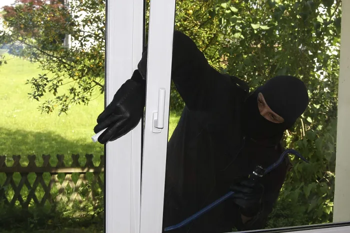 Gerahmter Druck : Burglar Gerahmter Druck : Burglar