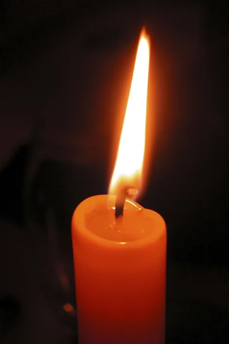 Gerahmter Druck : Brennender Kerzenflamme Gerahmter Druck : Brennender Kerzenflamme