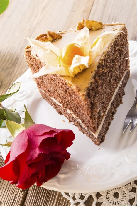 Gerahmter Druck : Kuchen mit Rosen. Gerahmter Druck : Kuchen mit Rosen.