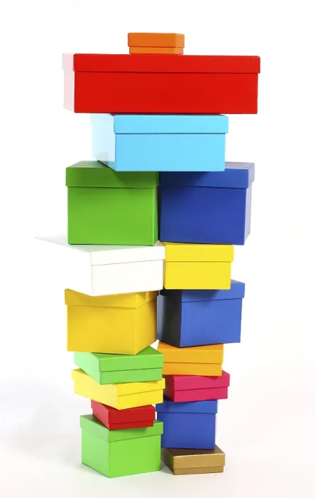 Gerahmter Druck : Kartonboxen, Geschenkboxen. Gerahmter Druck : Kartonboxen, Geschenkboxen.