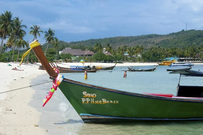 Gerahmter Druck : Ko Phi Phi besteht aus zwei Inseln.