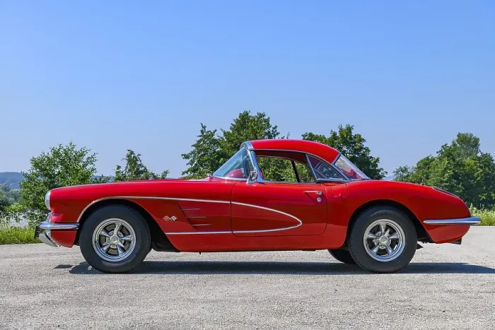 Gerahmter Druck : Oldtimer Chevrolet Corvette C1 Gerahmter Druck : Oldtimer Chevrolet Corvette C1