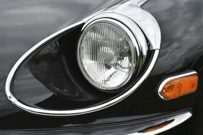 Gerahmter Druck : Kopflichter der Jaguar E-Type Gerahmter Druck : Kopflichter der Jaguar E-Type