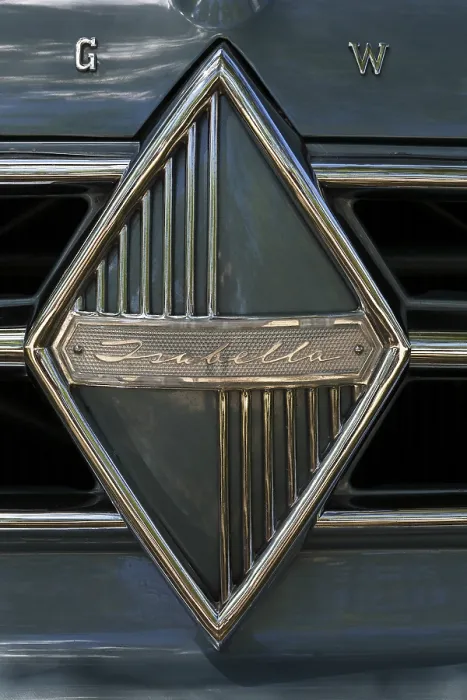 Gerahmter Druck : Borgward Isabella, Emblem aus dem Alter. Gerahmter Druck : Borgward Isabella, Emblem aus dem Alter.