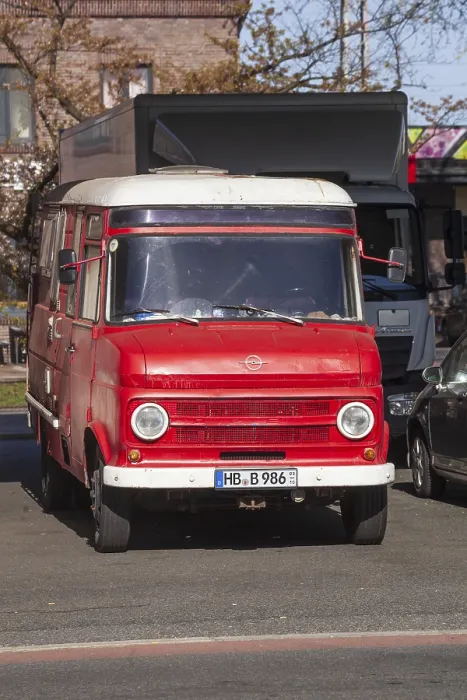 Gerahmter Druck : Alte Opel Blitz 300, ehemaliges Feuerwehrauto. Gerahmter Druck : Alte Opel Blitz 300, ehemaliges Feuerwehrauto.