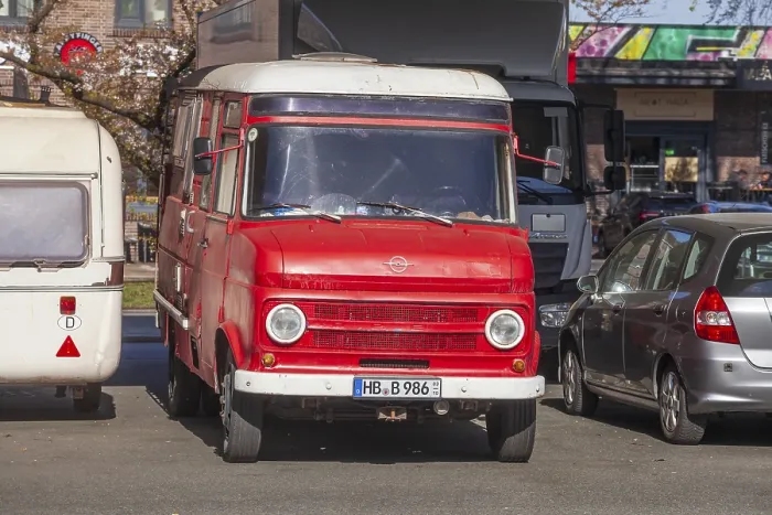 Gerahmter Druck : Alter Opel Blitz 300, ehemaliges Feuerwehrauto. Gerahmter Druck : Alter Opel Blitz 300, ehemaliges Feuerwehrauto.