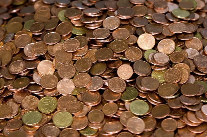 Gerahmter Druck : Münzen mit dem Wert von 1 Cent Gerahmter Druck : Münzen mit dem Wert von 1 Cent