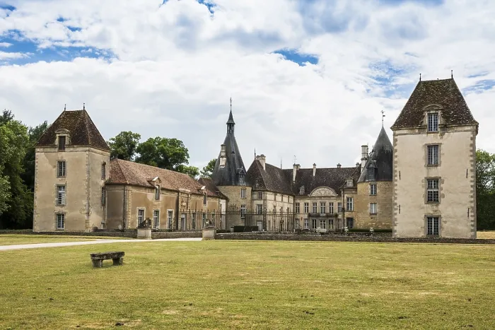 Gerahmter Druck : Schloss Commarin, Commarin Gerahmter Druck : Schloss Commarin, Commarin