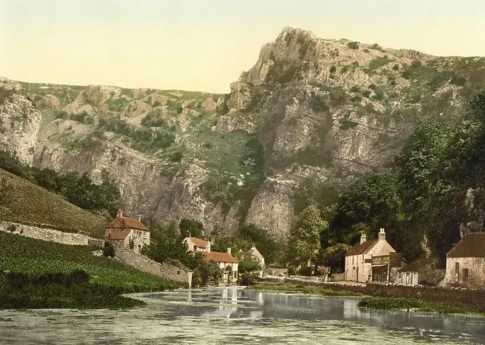 Gerahmter Druck : Kalksteinloch, Klippen von Kalkstein Gerahmter Druck : Kalksteinloch, Klippen von Kalkstein