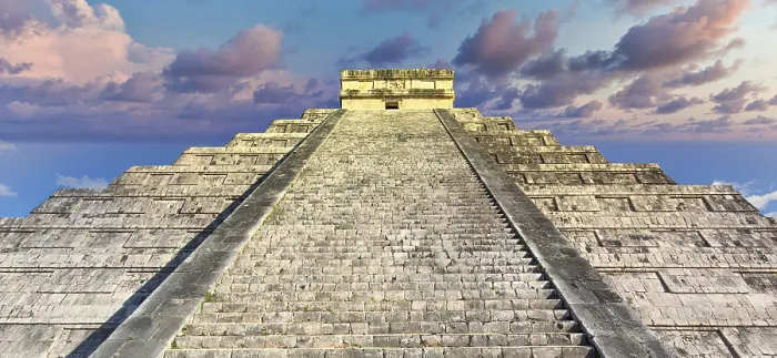 Gerahmter Druck : Chichen Itza, eine der größten Maya-Städte. Gerahmter Druck : Chichen Itza, eine der größten Maya-Städte.