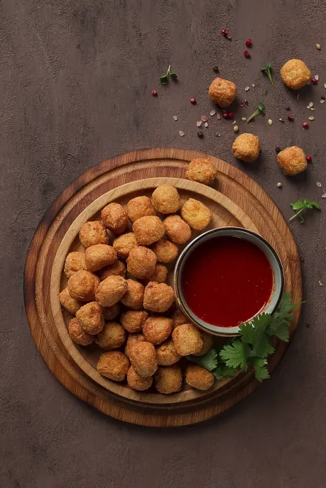 Gerahmter Druck : Hähnchen-Popcorn, frittiert, Nuggets. Gerahmter Druck : Hähnchen-Popcorn, frittiert, Nuggets.