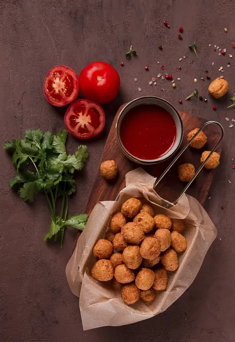 Gerahmter Druck : Hähnchen-Popcorn, tiefgefroren, Nuggets Gerahmter Druck : Hähnchen-Popcorn, tiefgefroren, Nuggets