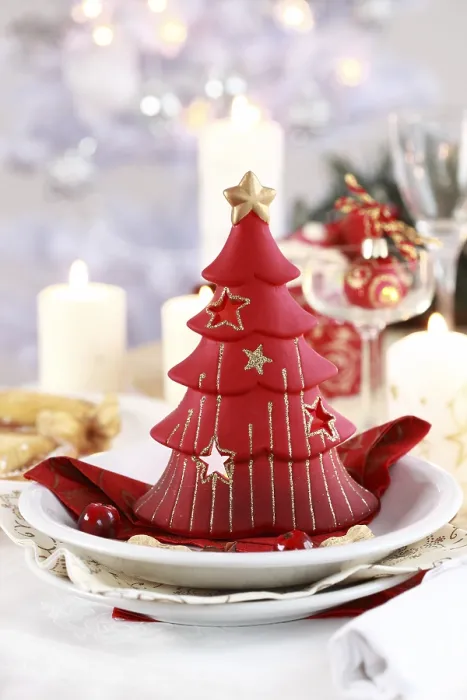 Gerahmter Druck : Weihnachtsmahlzeit mit Kerzenbaum. Gerahmter Druck : Weihnachtsmahlzeit mit Kerzenbaum.