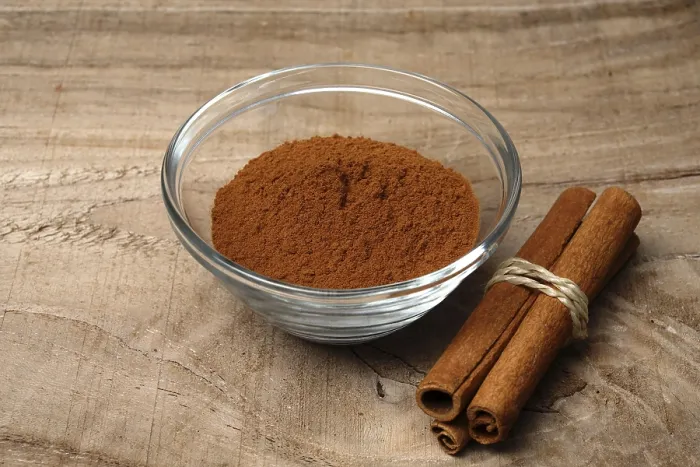 Gerahmter Druck : Cinnamon Gerahmter Druck : Cinnamon