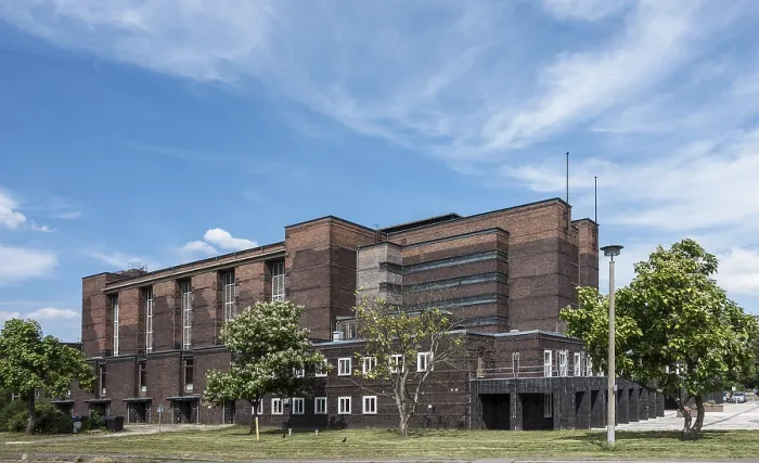 Gerahmter Druck : Bürgerhaus, Elbinsel Werder, Architekt Goderitz Gerahmter Druck : Bürgerhaus, Elbinsel Werder, Architekt Goderitz