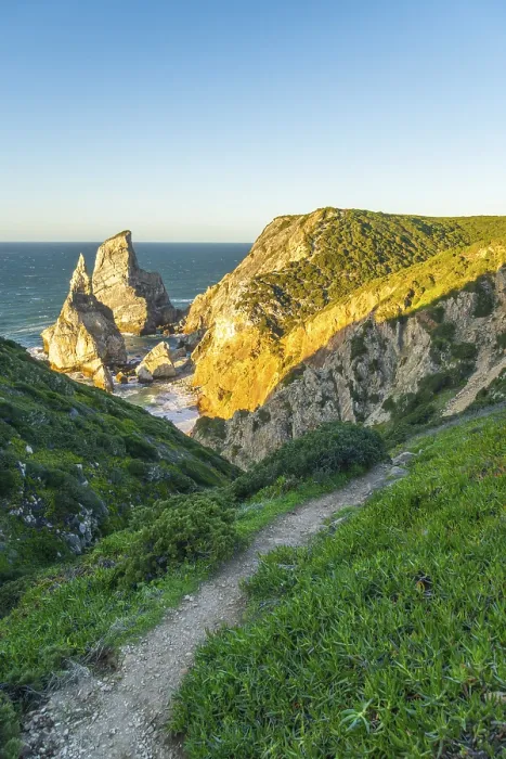 Gerahmter Druck : Felsklippen von Cabo da Roca, Meeresfelsen. Gerahmter Druck : Felsklippen von Cabo da Roca, Meeresfelsen.