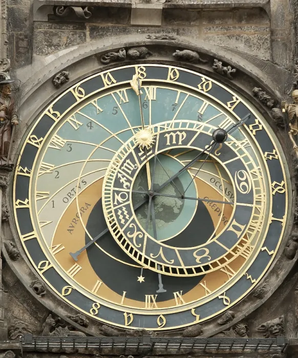 Gerahmter Druck : Uhr auf der alten Wohnfläche in Prag. Gerahmter Druck : Uhr auf der alten Wohnfläche in Prag.