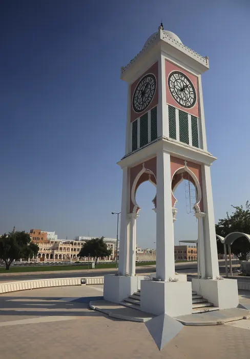 Gerahmter Druck : Turm der Uhr, Squara, Doha, Katar. Gerahmter Druck : Turm der Uhr, Squara, Doha, Katar.