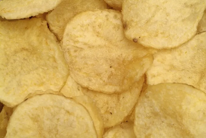 Gerahmter Druck : Knusprige Kartoffelchips Gerahmter Druck : Knusprige Kartoffelchips