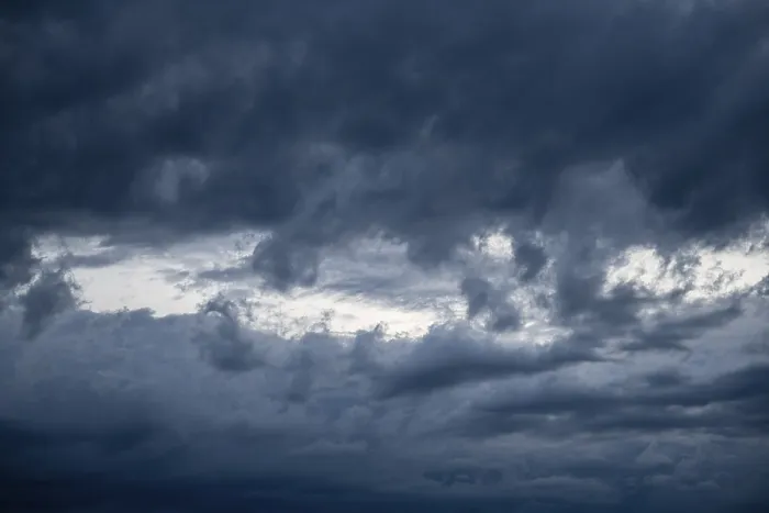 Gerahmter Druck : Wolkenbildung Cumuluswolke (Cumulus). Gerahmter Druck : Wolkenbildung Cumuluswolke (Cumulus).